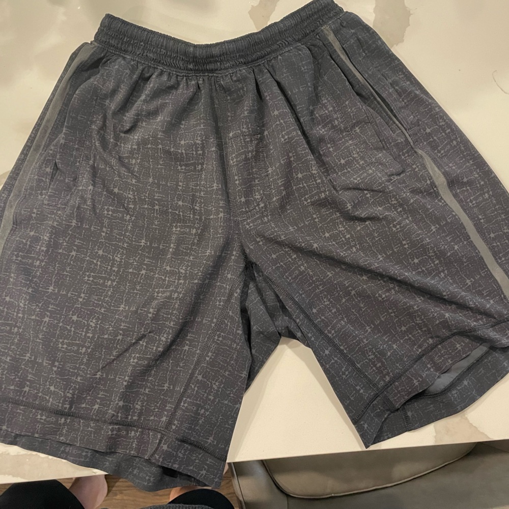 Lululemon, pace breaker short 9” no liner